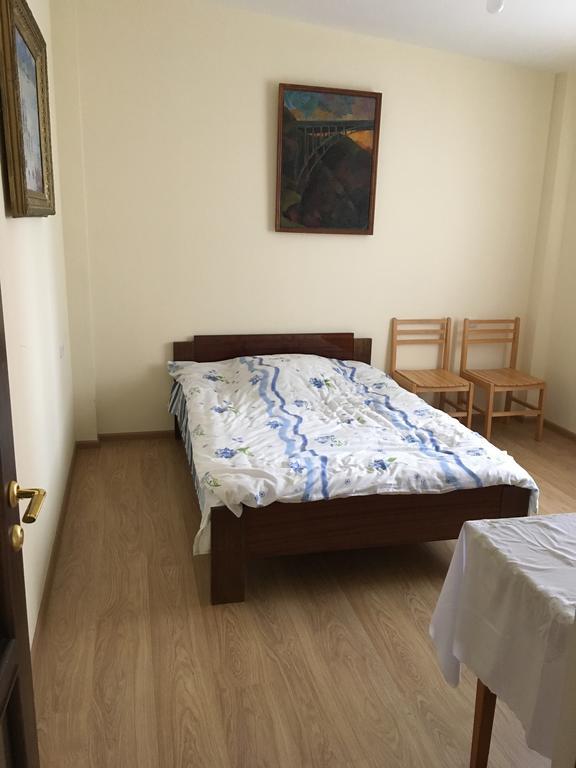 Art Guesthouse エレバン エクステリア 写真